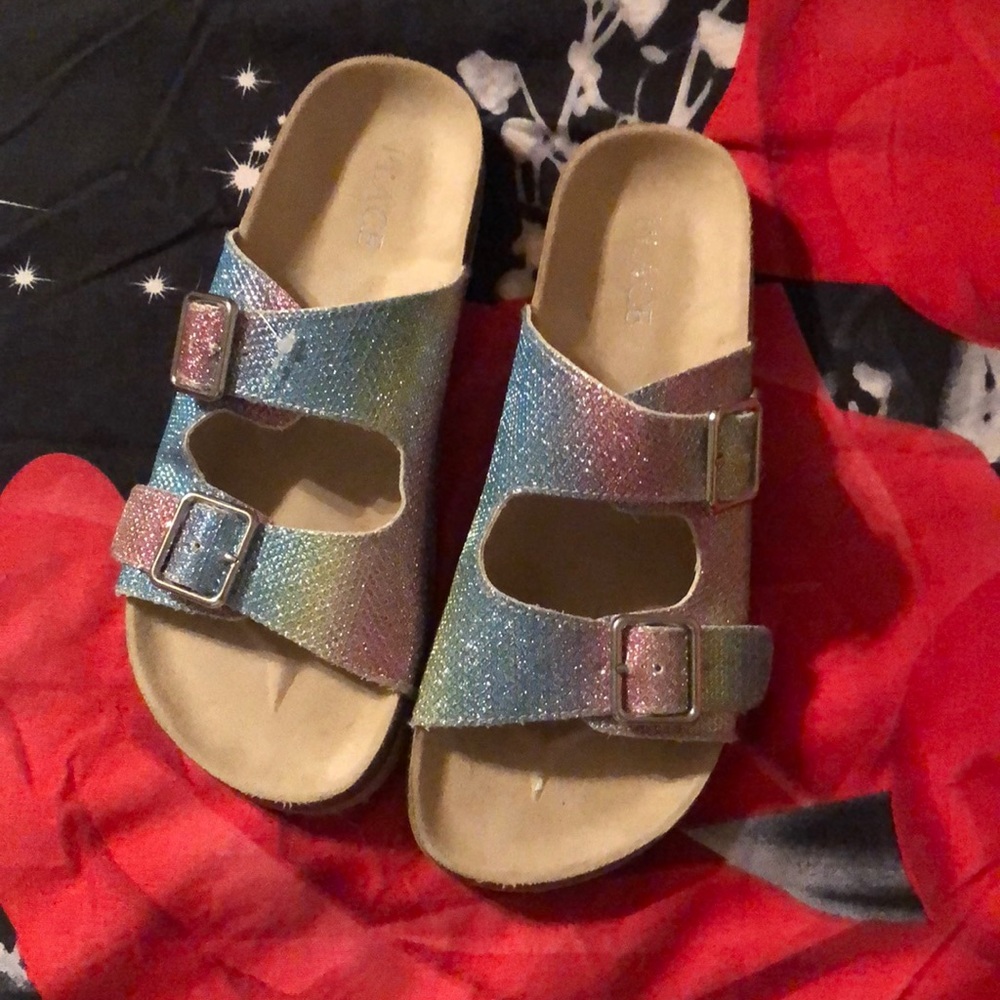 Girls sandals